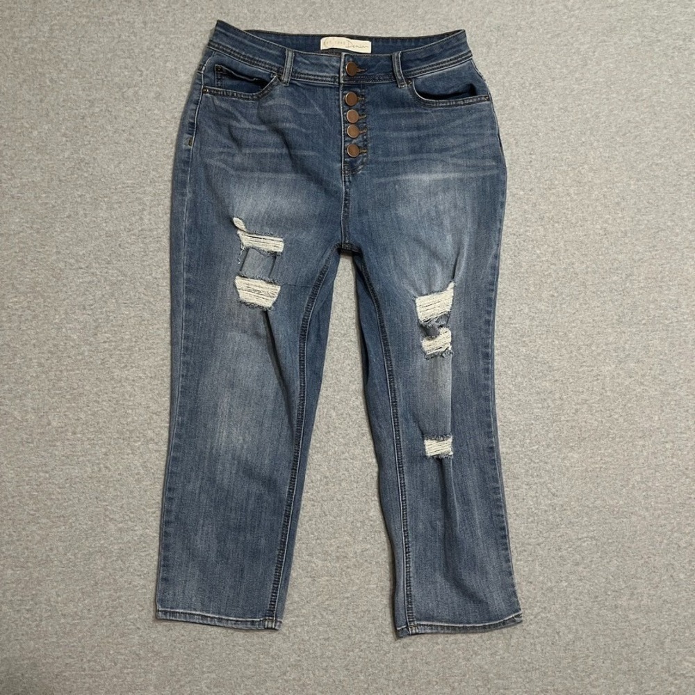 C Est 1946 Jeans Womens Size 8 Blue Capris High Rise Exposed Ripped Denim